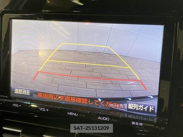 Toyota ESTIMA 2016-06 8145776-3