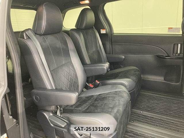 Toyota ESTIMA 2016-06 8145776-5