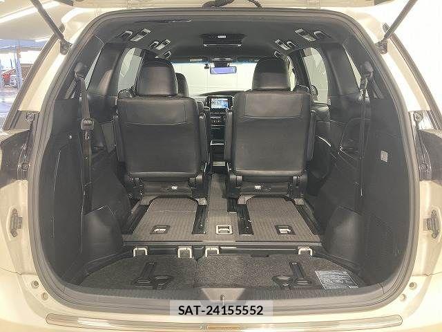 Toyota ESTIMA 2016-08 8145777-12