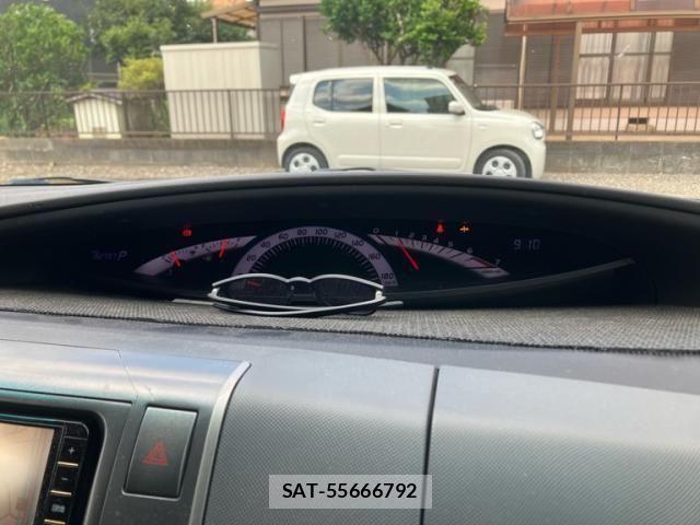Toyota ESTIMA 2009-06 8158388-18