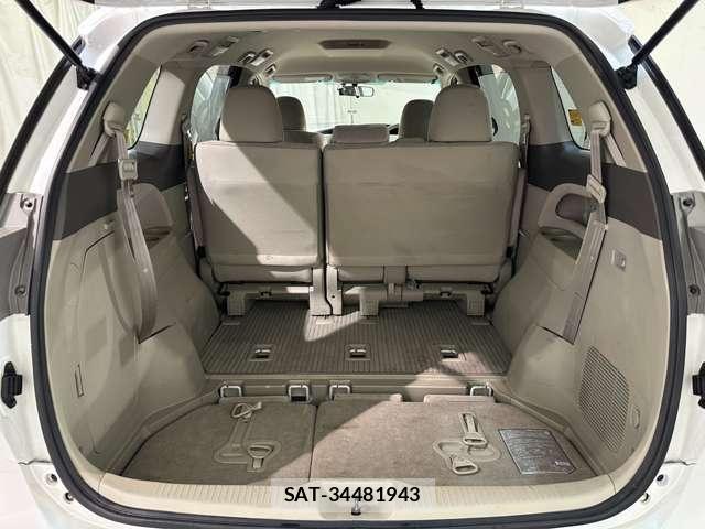 Toyota ESTIMA 2011-06 8207443-29