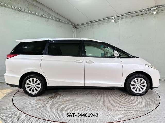 Toyota ESTIMA 2011-06 8207443-3