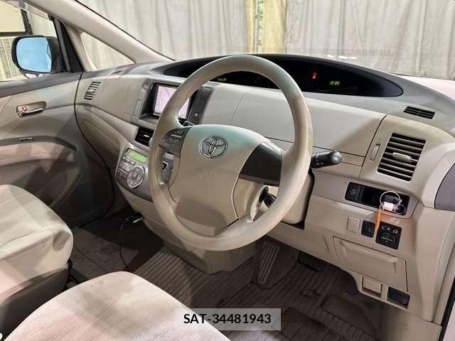 Toyota ESTIMA 2011-06 8207443-8