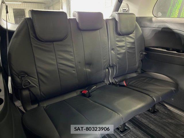 Toyota ESTIMA 2013-04 8207441-8