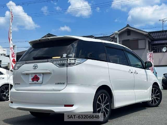 Toyota ESTIMA 2012-09 8207444-2