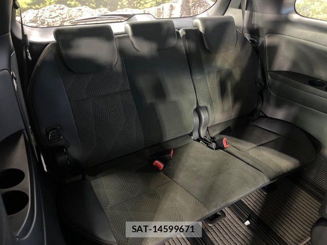 Toyota ESTIMA 2016-12 8207440-10