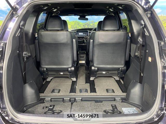 Toyota ESTIMA 2016-12 8207440-11