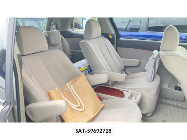 Toyota ESTIMA 2009-08 8207447-16