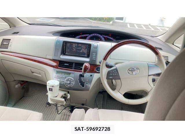 Toyota ESTIMA 2009-08 8207447-18