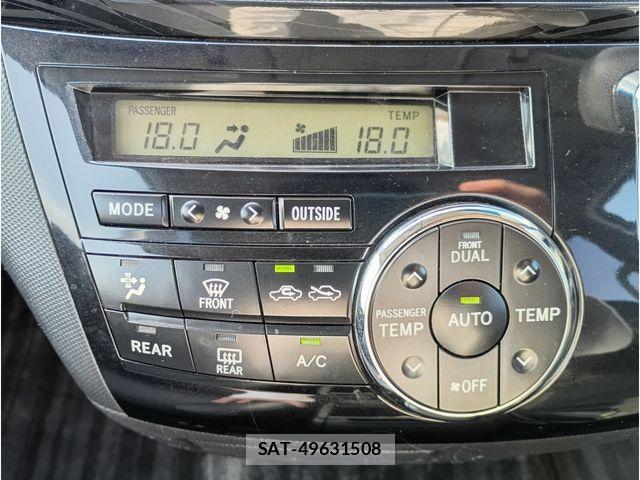 Toyota ESTIMA 2015-09 8207442-3