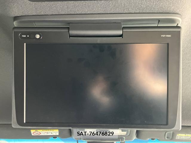 Toyota ESTIMA 2017-05 8229855-10