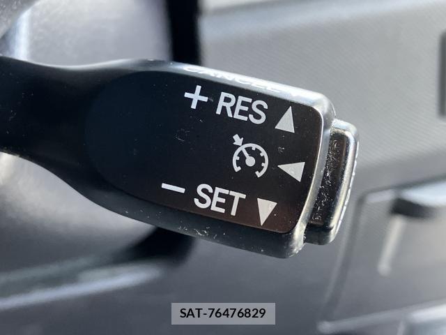 Toyota ESTIMA 2017-05 8229855-15