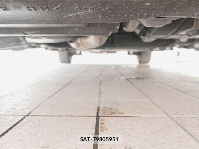 Toyota ESTIMA 2019-06 8229857-12