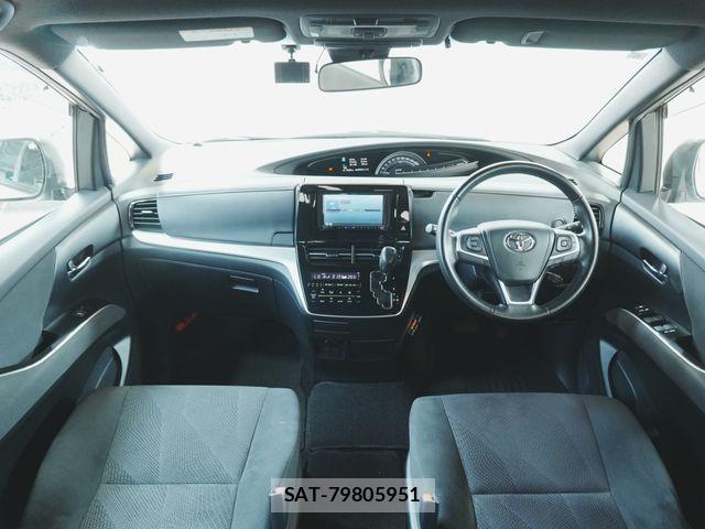Toyota ESTIMA 2019-06 8229857-1