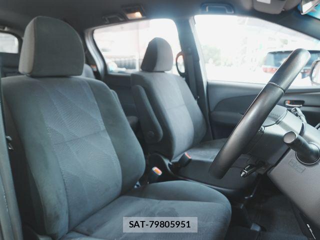 Toyota ESTIMA 2019-06 8229857-19