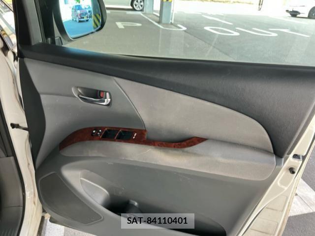 Toyota ESTIMA 2011-10 8229861-13