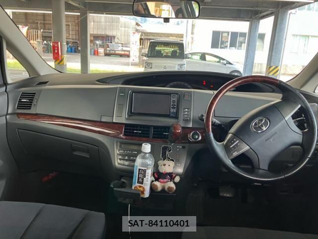 Toyota ESTIMA 2011-10 8229861-14