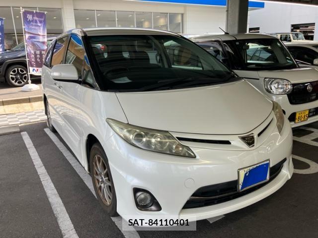 Toyota ESTIMA 2011-10 8229861-2
