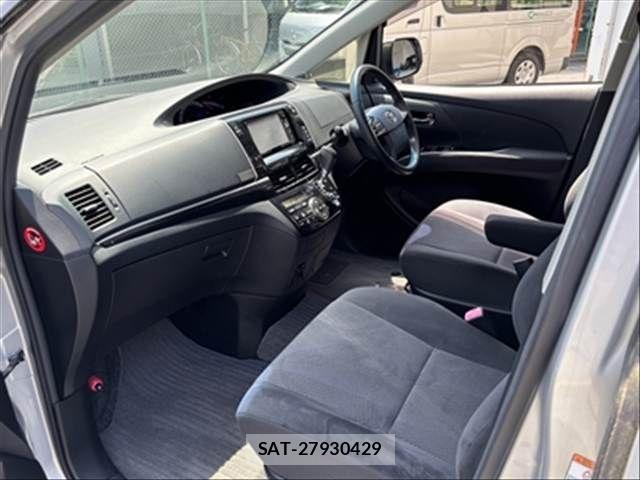 Toyota ESTIMA 2014-10 8229856-11