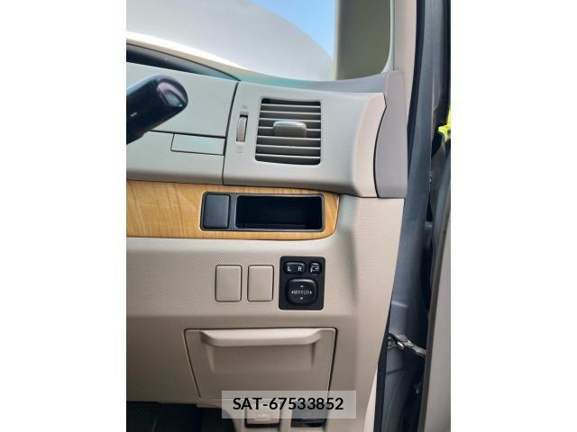 Toyota ESTIMA 2007-07 8229860-19