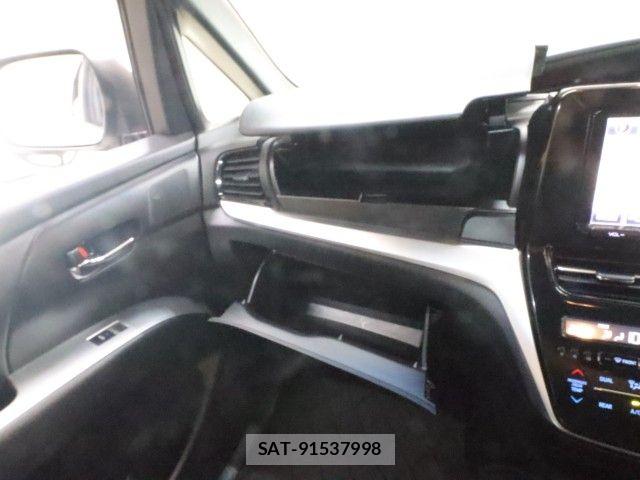 Toyota ESTIMA 2016-07 8245159-24
