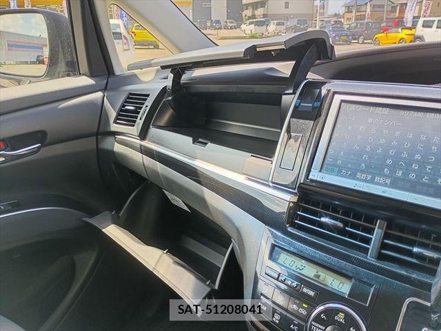 Toyota ESTIMA 2012-10 8314349-19