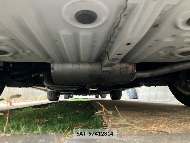 Toyota ESTIMA 2008-01 8335764-9