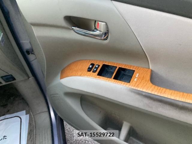 Toyota ESTIMA 2011-03 8335765-13