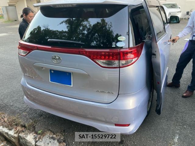 Toyota ESTIMA 2011-03 8335765-1