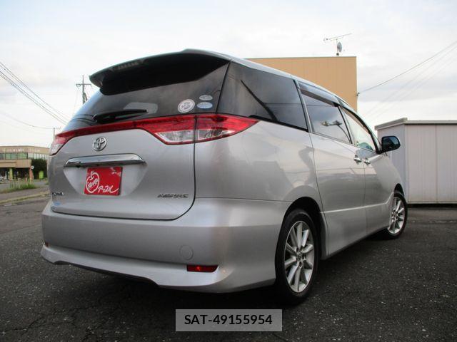 Toyota ESTIMA 2009-09 8335763-2