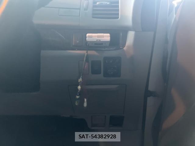 Toyota ESTIMA 2006-06 8335762-13