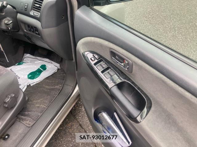 Toyota ESTIMA 2005-08 8335759-8