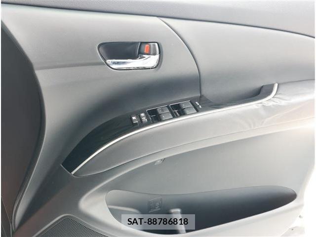 Toyota ESTIMA 2015-10 8335749-4