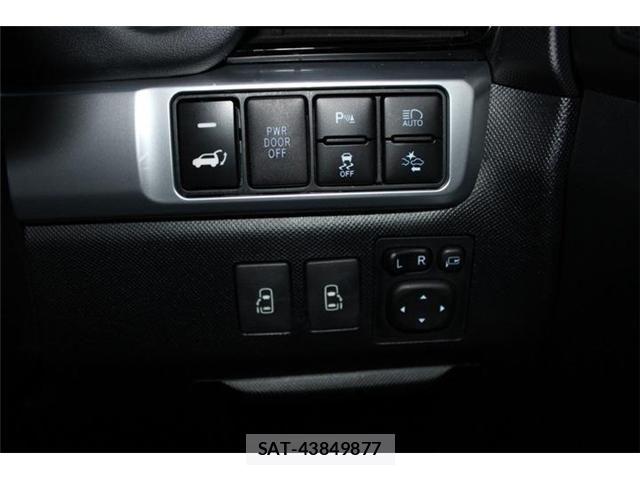 Toyota ESTIMA 2017-12 8335750-4