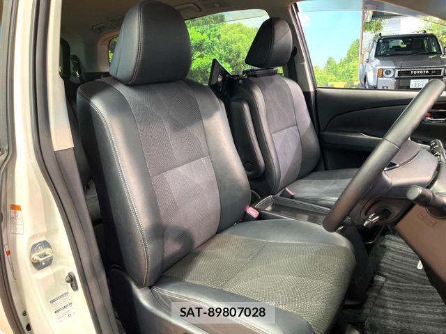 Toyota ESTIMA 2016-02 8335748-7