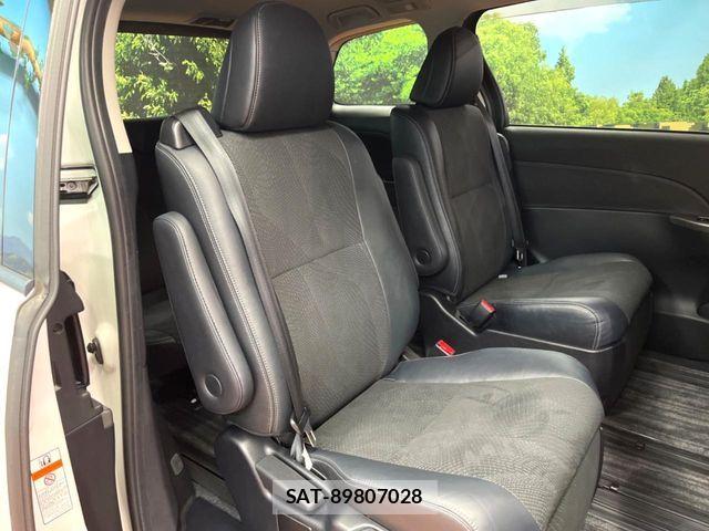 Toyota ESTIMA 2016-02 8335748-8