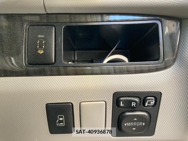 Toyota ESTIMA 2006-01 8335761-8