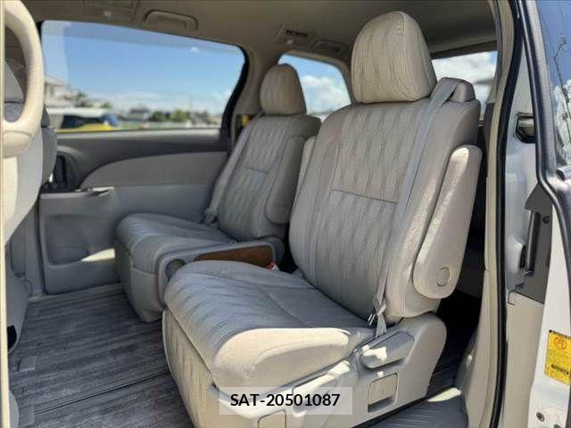 Toyota ESTIMA 2009-01 8354403-17