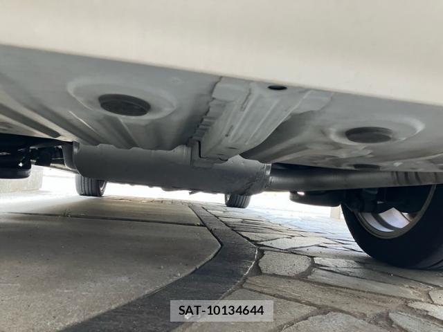 Toyota ESTIMA 2006-05 8365788-9