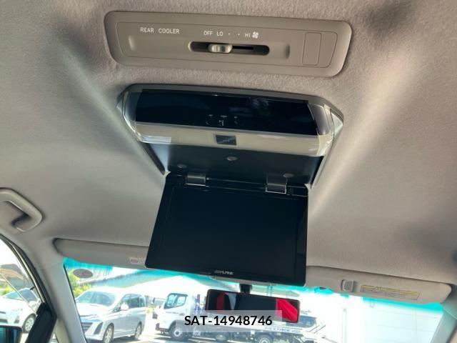 Toyota ESTIMA 2012-05 8365791-13