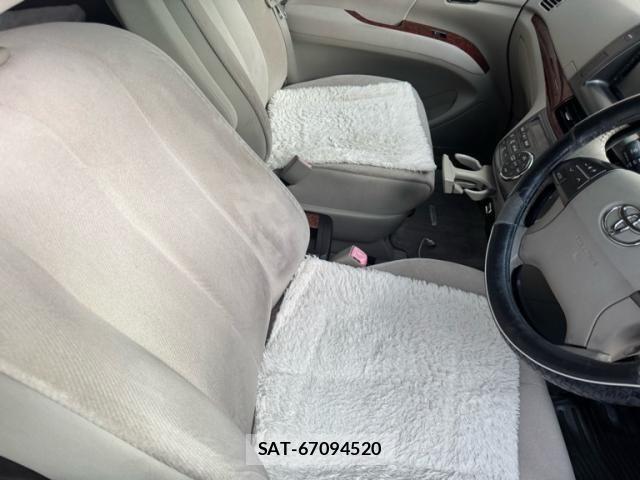 Toyota ESTIMA 2009-10 8365790-11