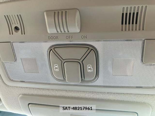 Toyota ESTIMA 2009-11 8365792-16