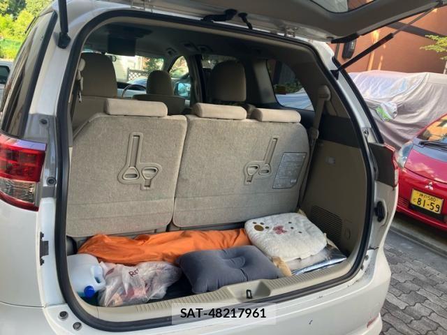 Toyota ESTIMA 2009-11 8365792-22
