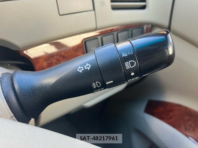 Toyota ESTIMA 2009-11 8365792-8