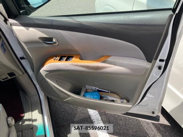 Toyota ESTIMA 2009-08 8371638-13