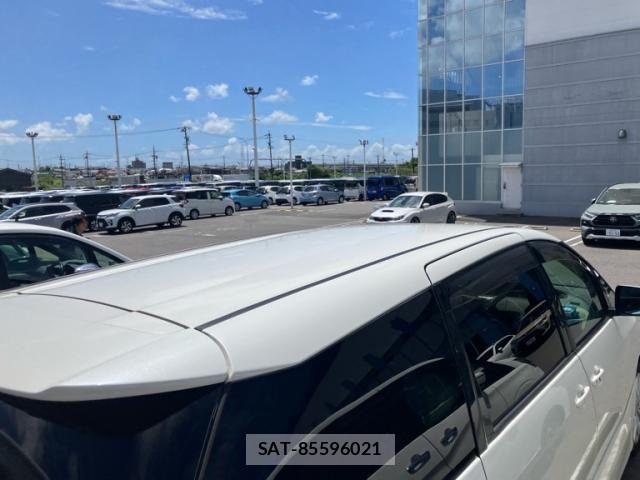 Toyota ESTIMA 2009-08 8371638-4