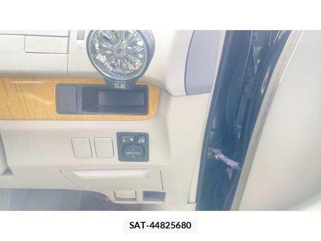 Toyota ESTIMA 2007-11 8412278-10