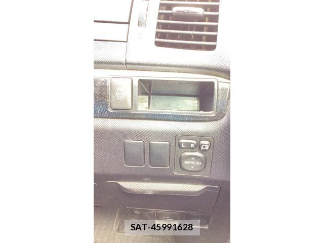 Toyota ESTIMA 2012-06 8412264-13