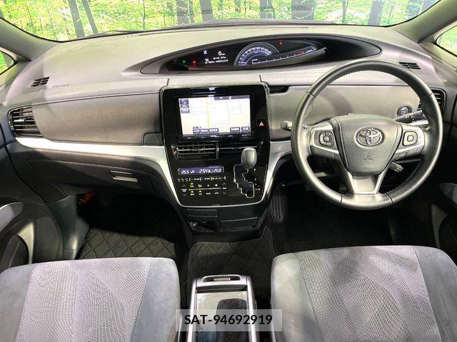 Toyota ESTIMA 2016-07 8438104-1