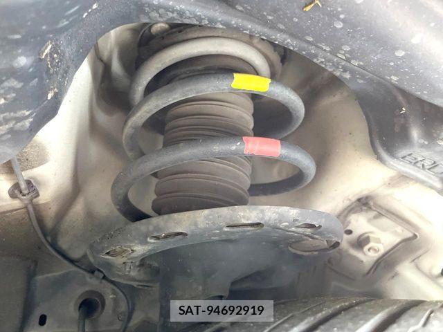 Toyota ESTIMA 2016-07 8438104-19